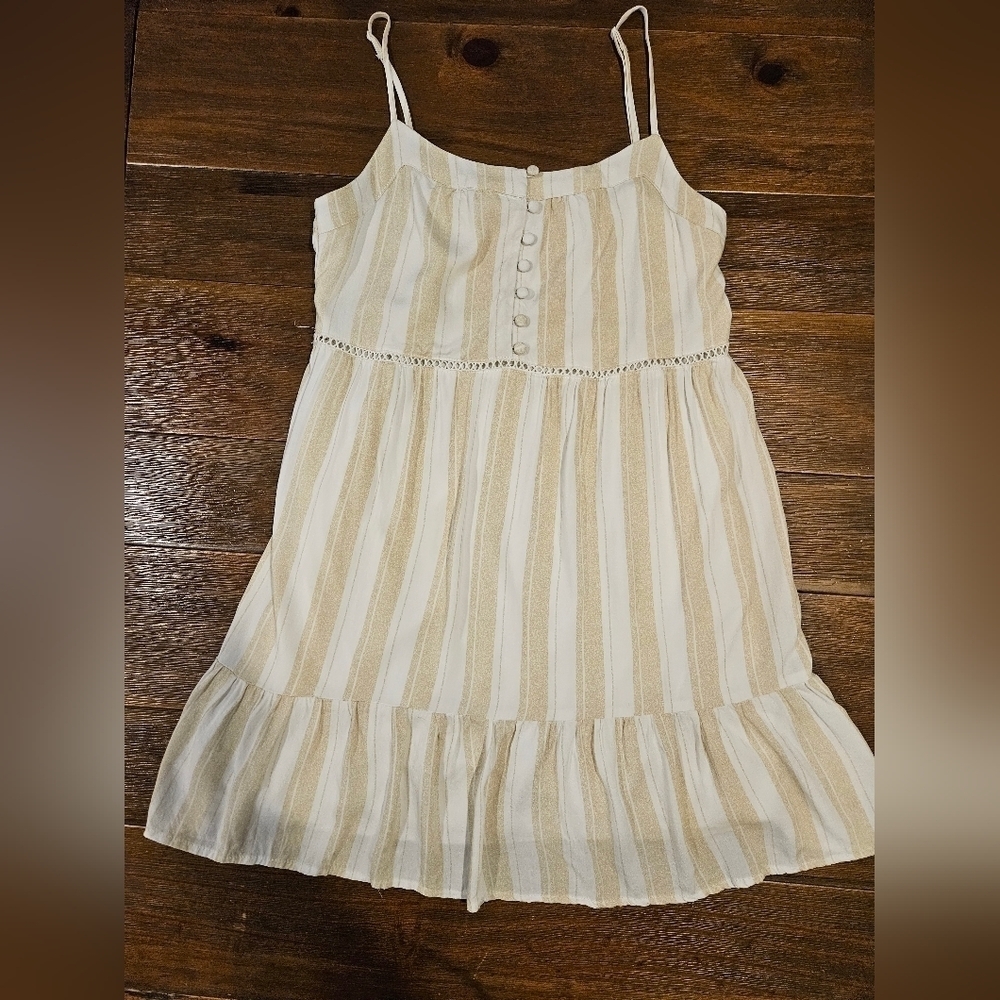 MIAMI SPAGHETTI STRAP LINED MINI DRESS EMBROIDERED PEEKABOO WAIST SIZE MEDIUM